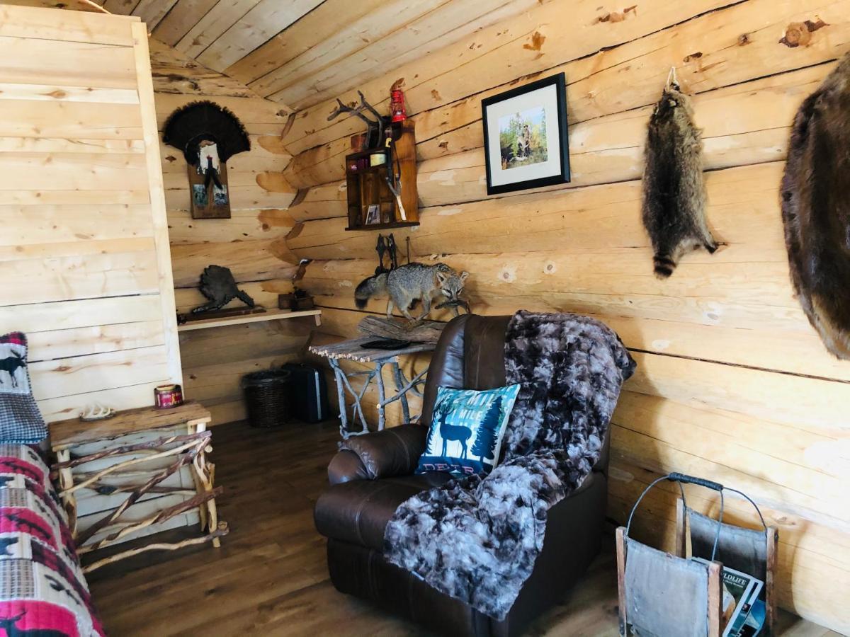 Wrangell Mountain Lodge- Private Bathroom With Shower McCarthy Exterior foto