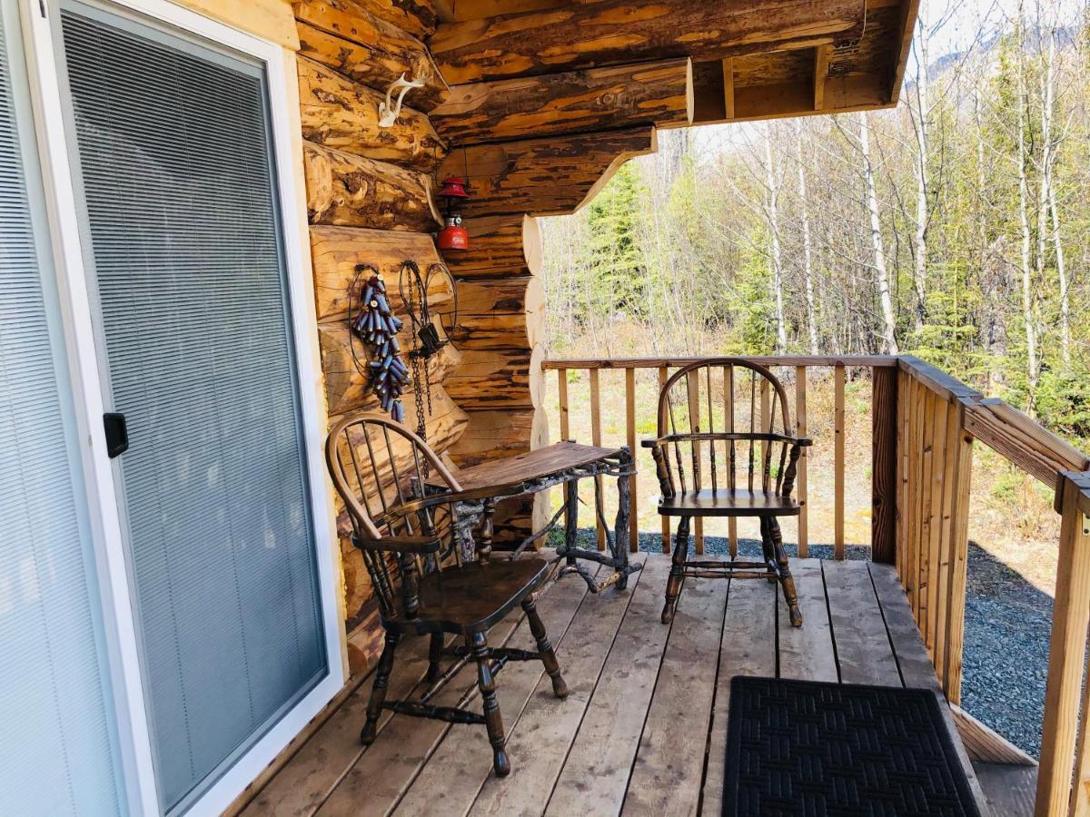 Wrangell Mountain Lodge- Private Bathroom With Shower McCarthy Exterior foto